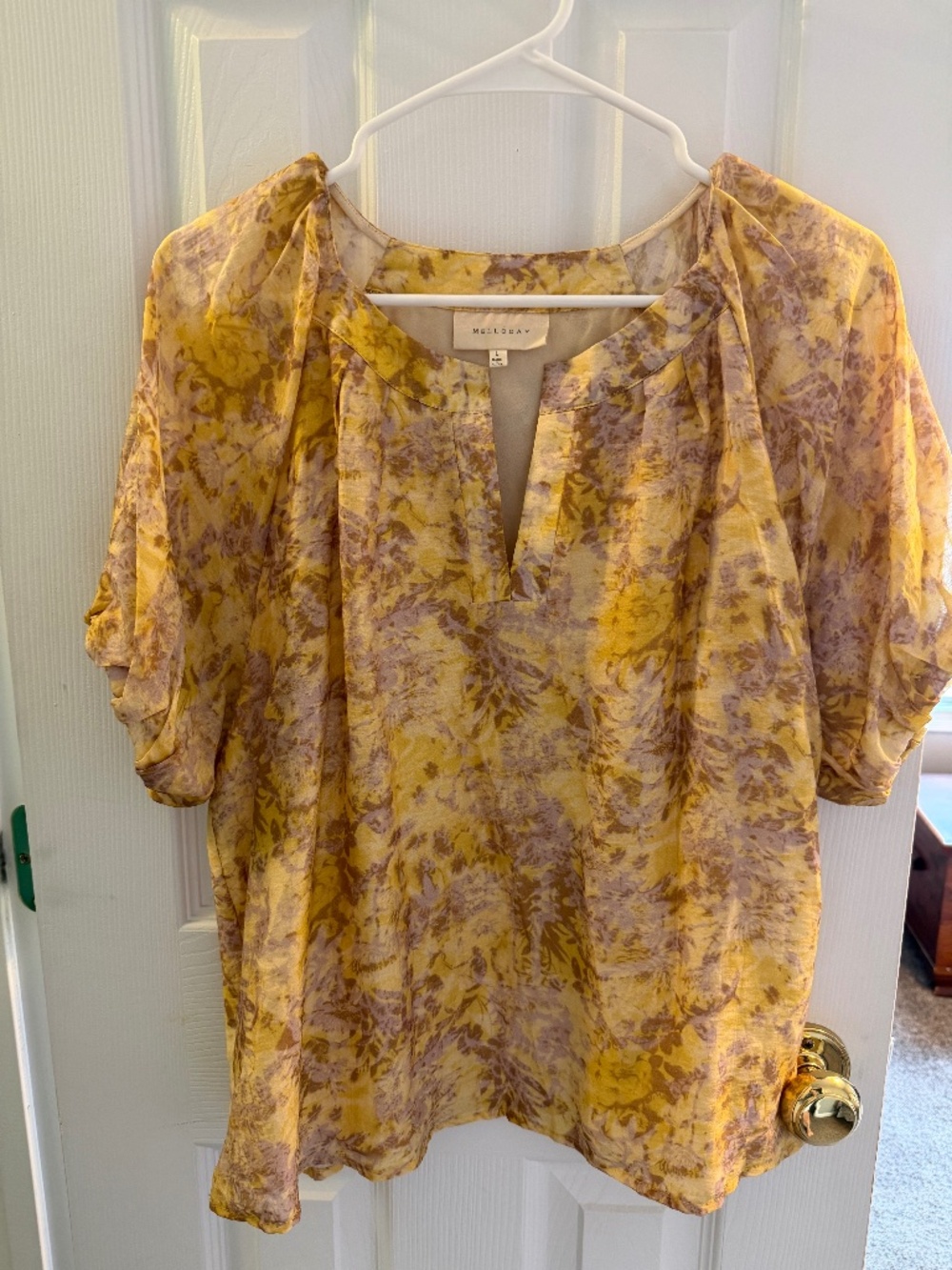 Short sleeve yellow/brown blouse - large